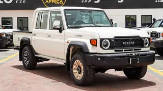 Toyota Land Cruiser Pickup 2026