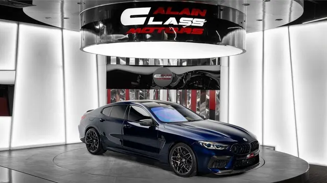 BMW M8 2023