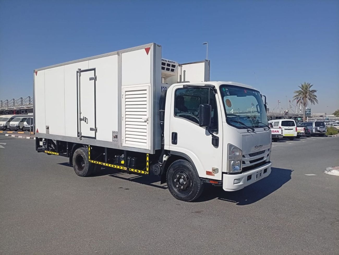 Isuzu Npr 2019 — DubiCars