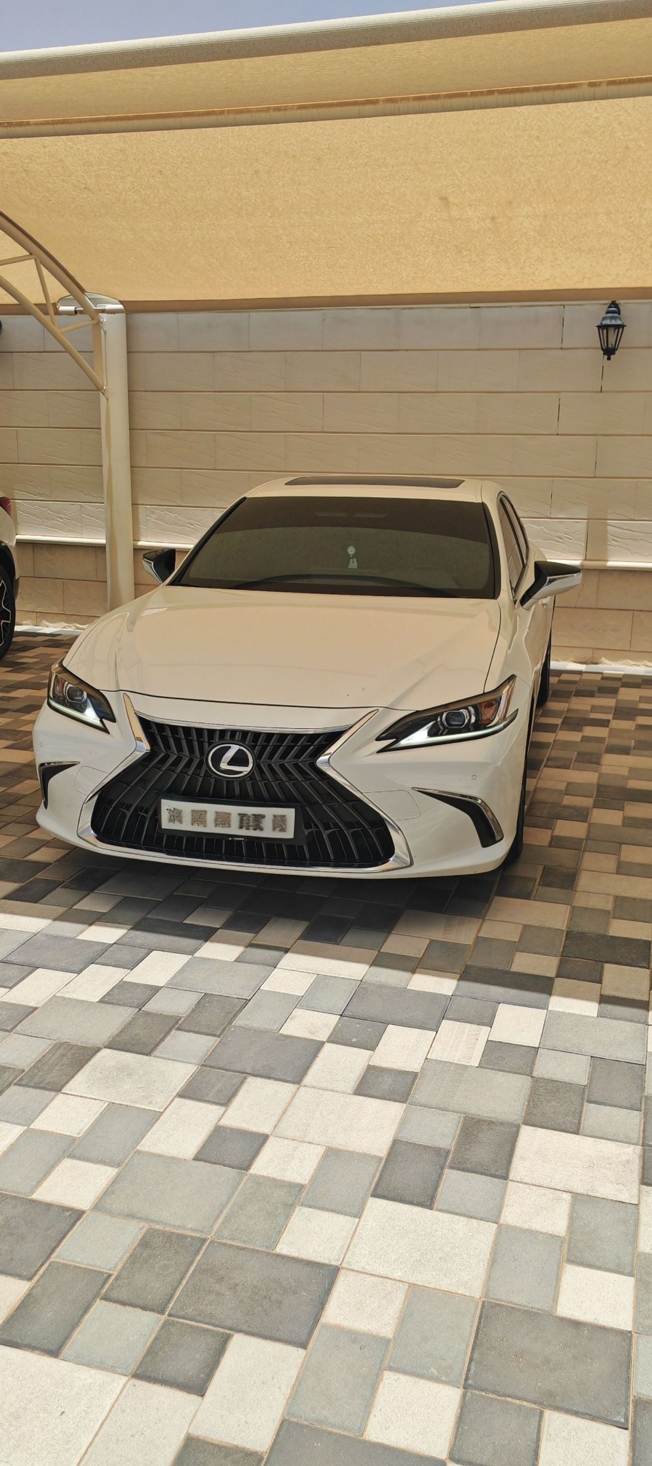Lexus ES 350 2024 — DubiCars