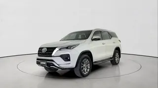 Toyota Fortuner 2023 — DubiCars