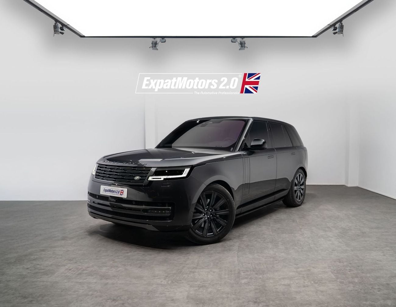 Land Rover Range Rover HSE 2023 — DubiCars