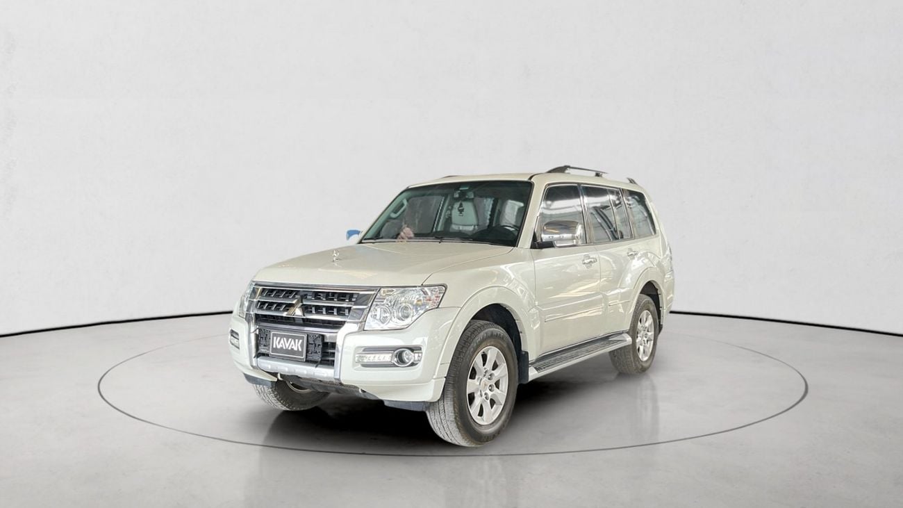 Mitsubishi Pajero 2022 — DubiCars
