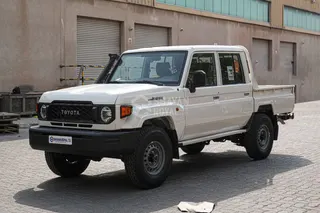 Toyota Land Cruiser Pickup 2026