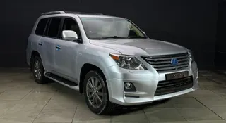 Lexus LX 570 2012