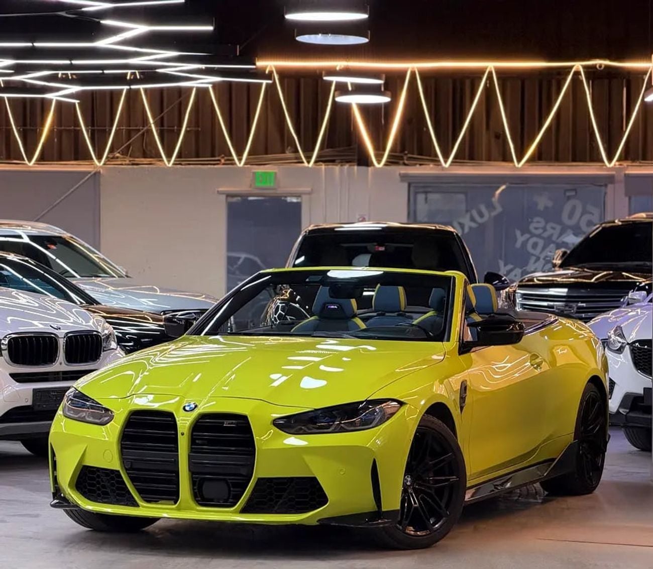 BMW M4 2023 — DubiCars