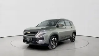 Chevrolet Captiva 2023 — DubiCars