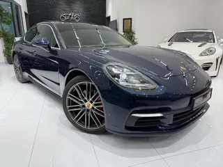 بورشه Panamera 2017