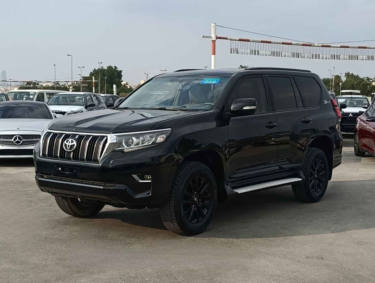 Toyota Prado VXR 2021 — DubiCars