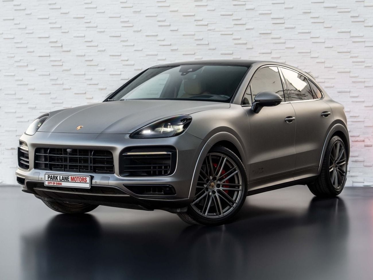Porsche Cayenne 2023 — DubiCars