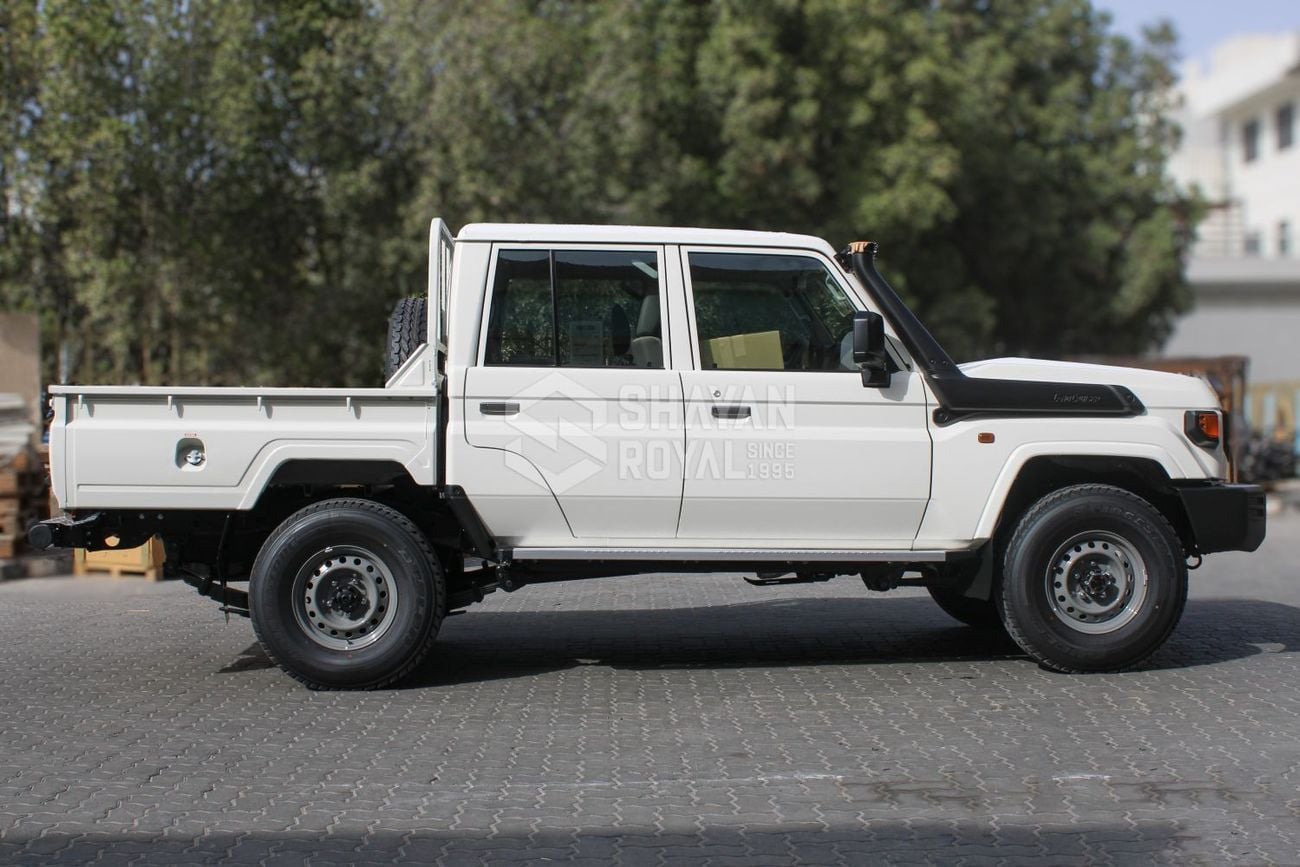 Toyota Land Cruiser Pickup 2025 — DubiCars