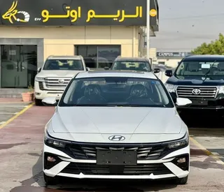Hyundai Elantra 2025