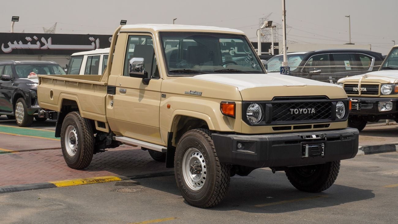 Toyota Land Cruiser Pickup 2025 — DubiCars