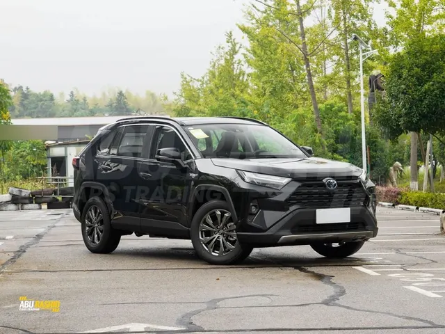 Toyota RAV4 VXR 2025