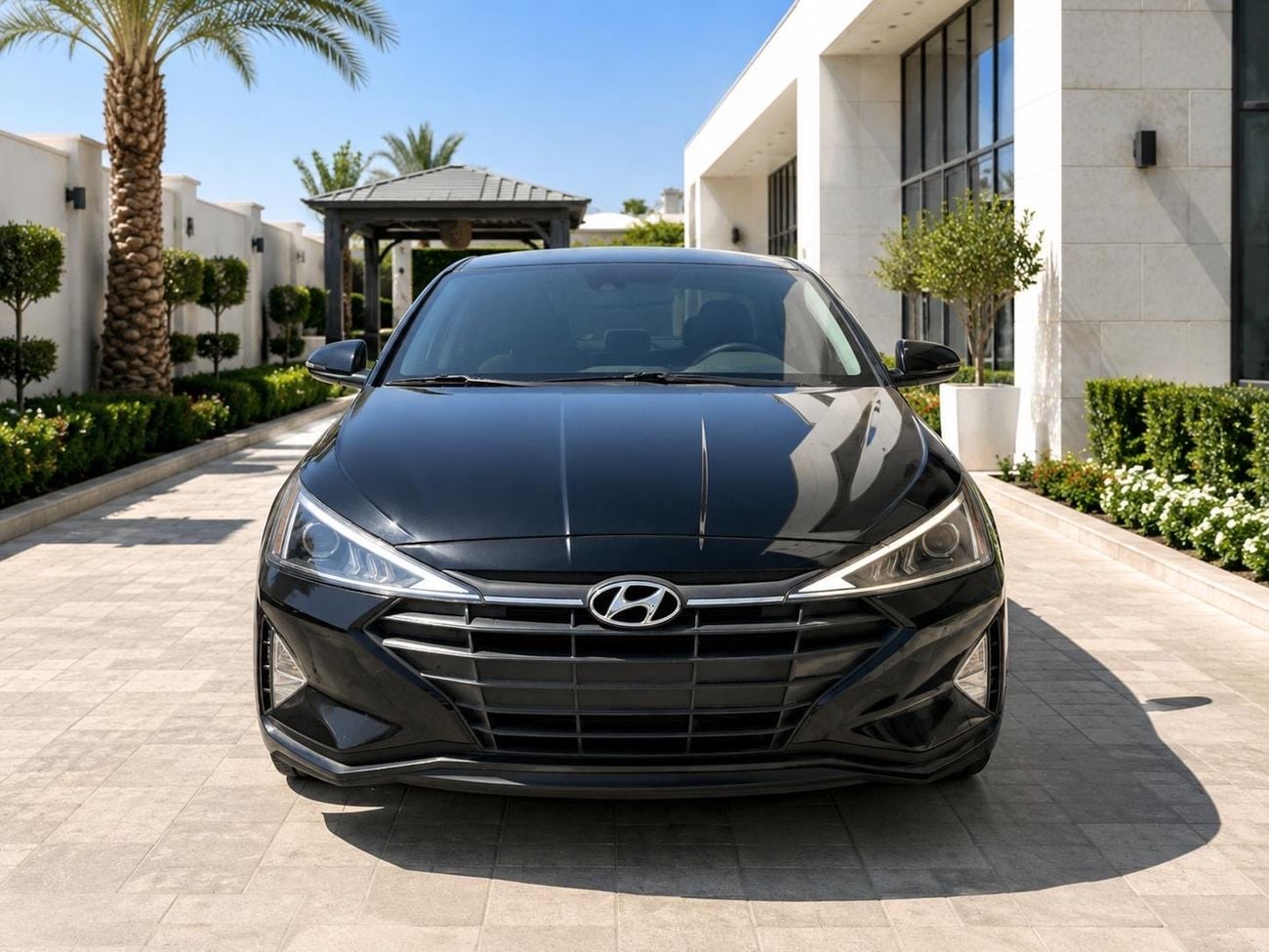Hyundai Elantra 2020 — DubiCars