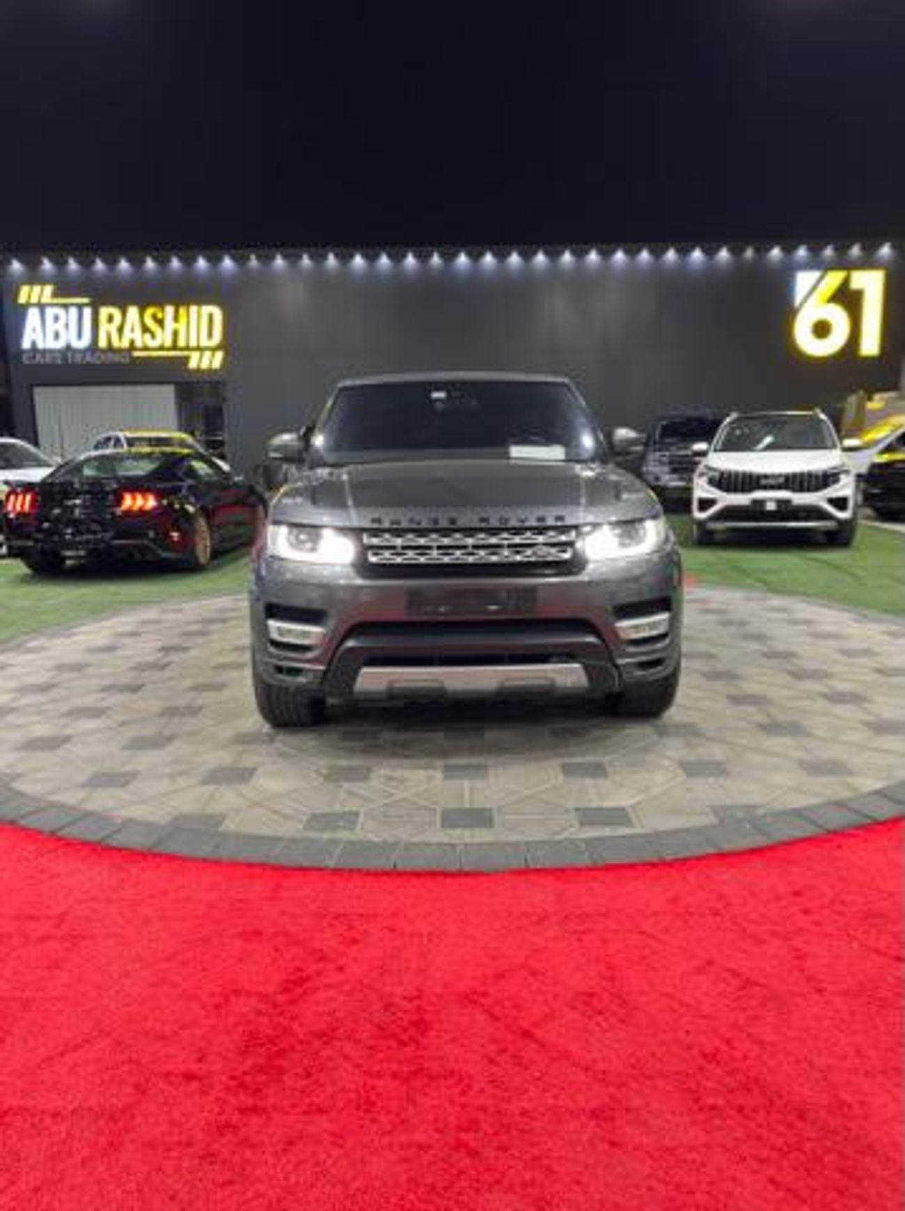 Land Rover Range Rover Sport HSE 2015 — DubiCars