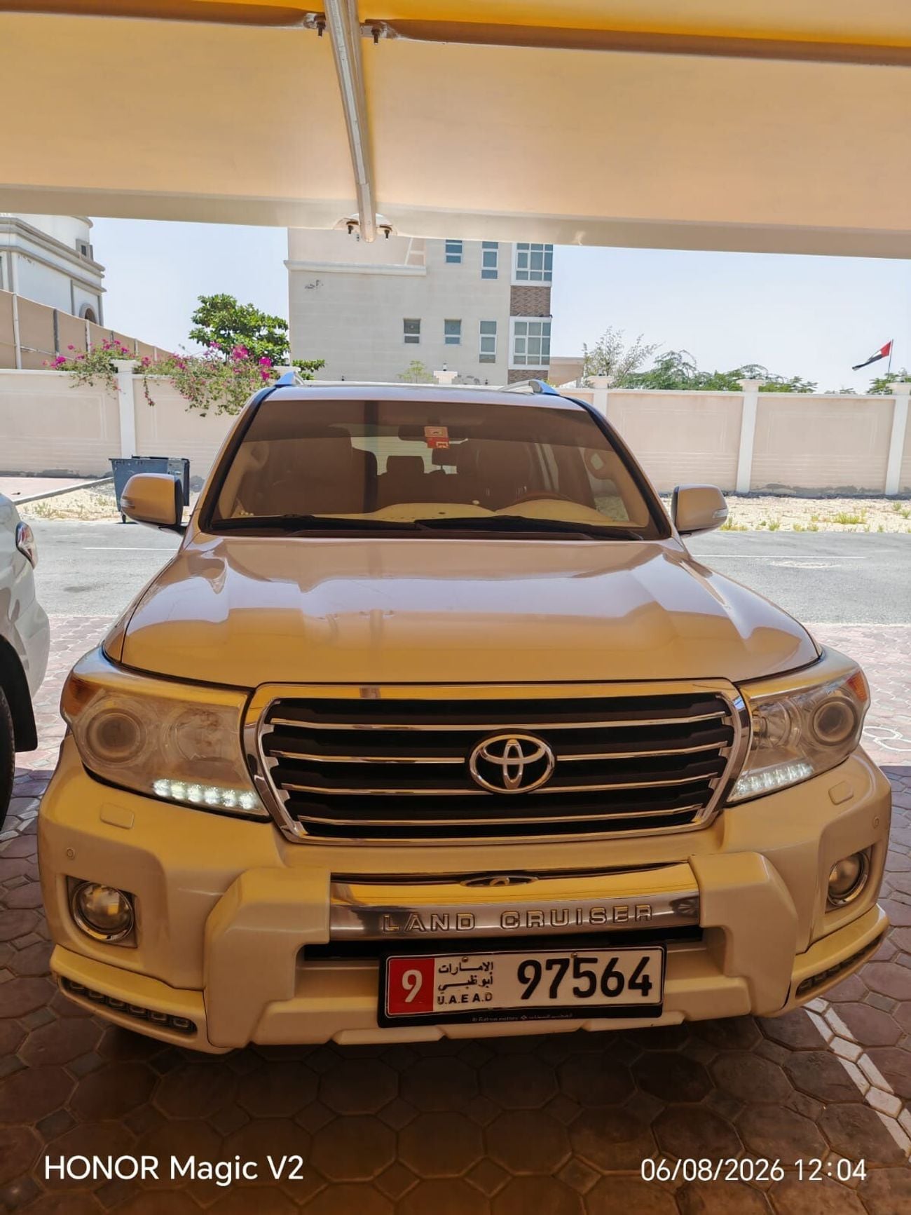 Toyota Land Cruiser 2015 — DubiCars