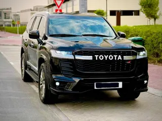 تويوتا لاند كروزر GXR 2017