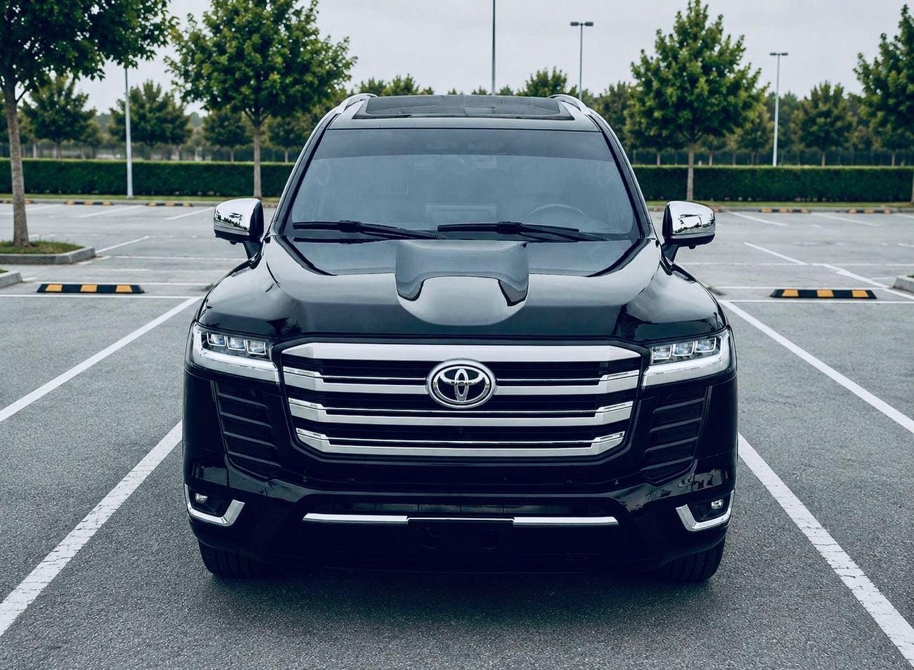 Toyota Land Cruiser GXR 2017 — DubiCars