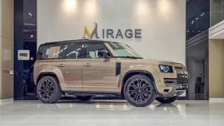لاند روفر Defender 110 Octa 2025