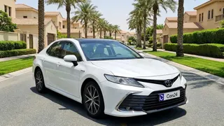 Toyota Camry 2022 — DubiCars