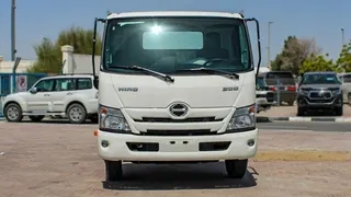 Hino 300 2026