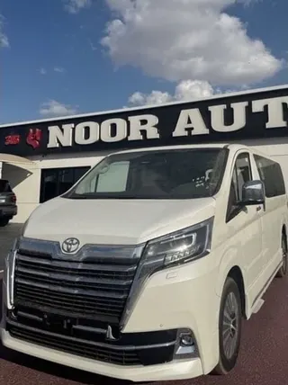 Toyota Granvia 2025