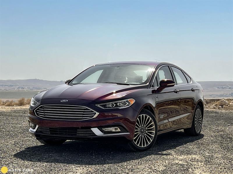Ford Fusion 2018 — Oasis Cars