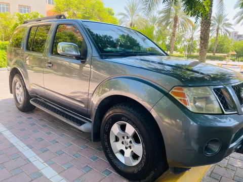 Nissan Pathfinder 2009 — YallaMotor
