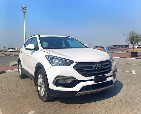 Hyundai Santa Fe 2017 — YallaMotor