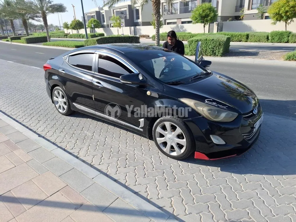 Hyundai Elantra 2013 — YallaMotor