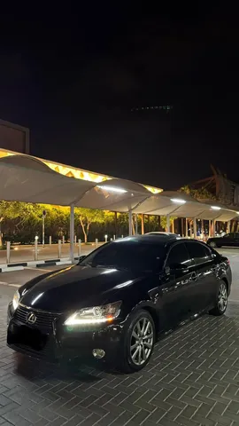 Lexus GS 350 2015 — YallaMotor