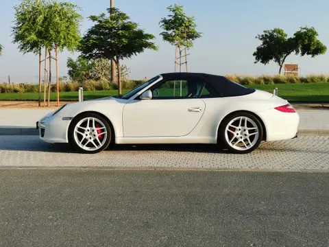 Porsche 911 2009 — YallaMotor