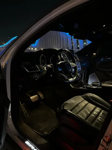Mercedes-Benz GLE 2018 — YallaMotor