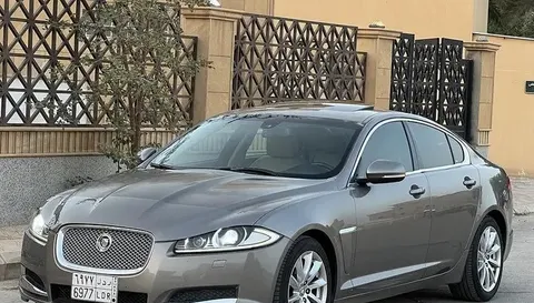 Jaguar Xf 2013 — YallaMotor