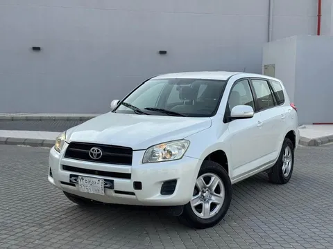 Toyota RAV4 2012 — YallaMotor