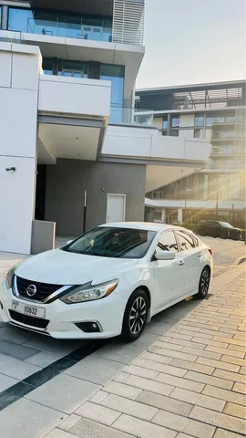 Nissan Altima 2018 — YallaMotor