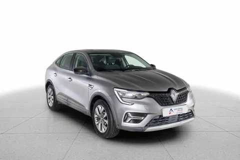 Renault Arkana 2025 — YallaMotor