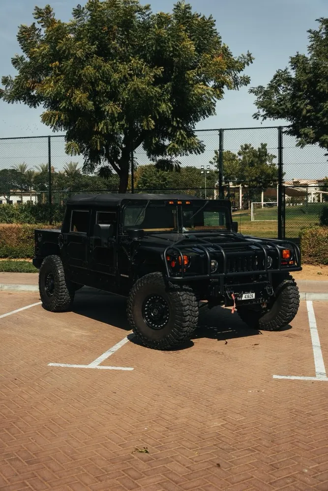 Hummer H1 1999 — YallaMotor