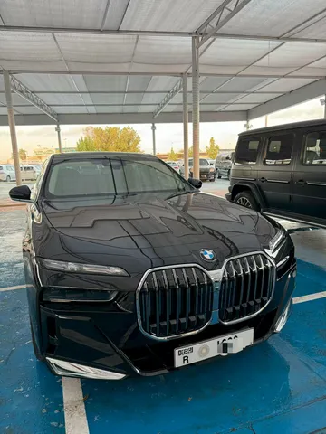 BMW 7 Series 2024 — YallaMotor
