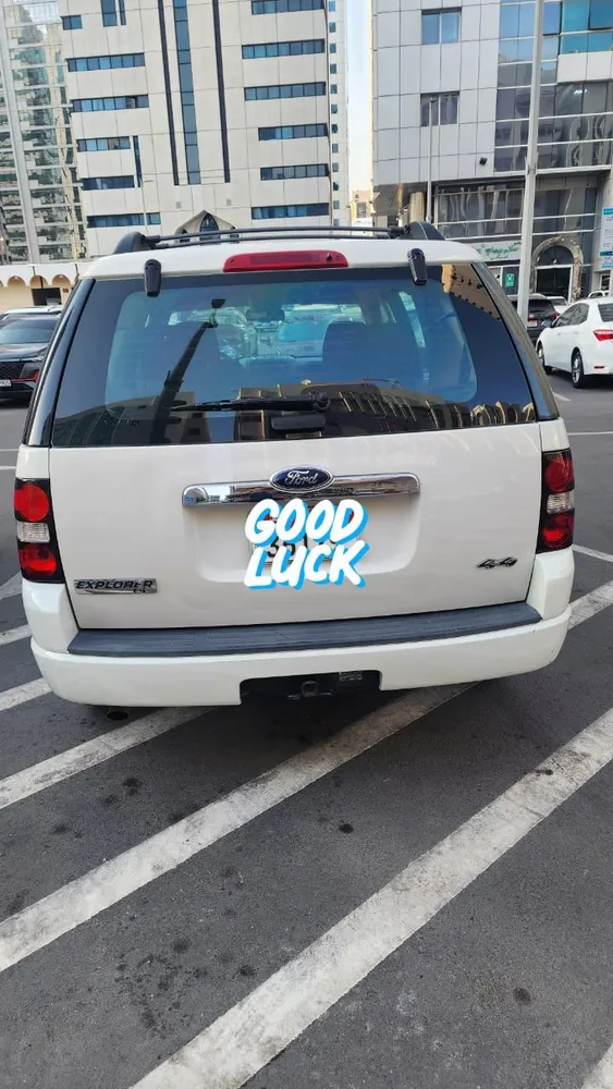 Ford Explorer 2010 — YallaMotor