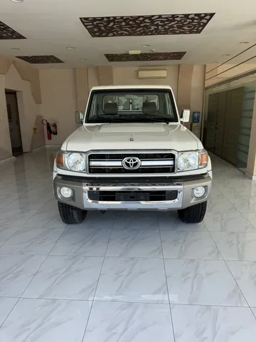Toyota Land Cruiser Pickup 2022 — YallaMotor