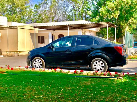 Chevrolet Sonic 2015 — YallaMotor