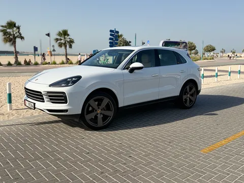 Porsche Cayenne 2019 — YallaMotor