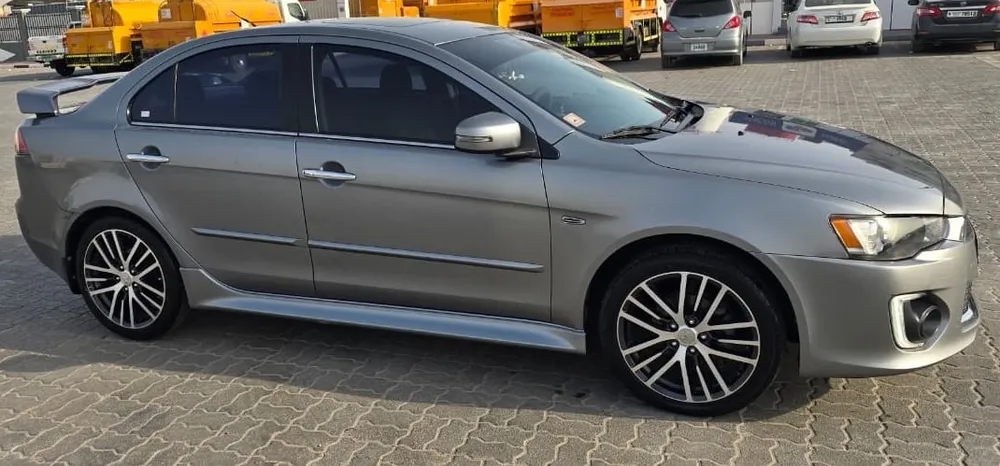 Mitsubishi Lancer 2016 — YallaMotor