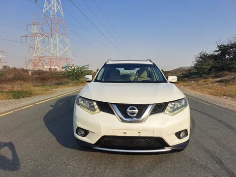 Nissan X Trail 2015 — YallaMotor