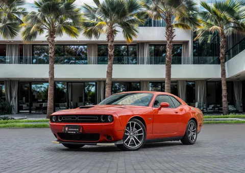 Dodge Challenger 2023 — YallaMotor
