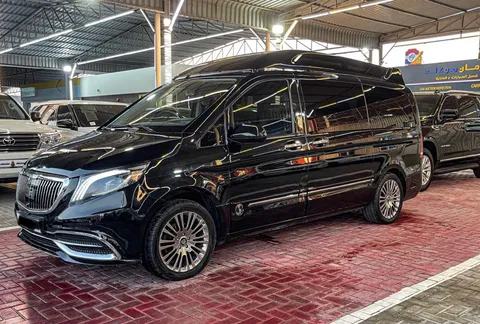 Mercedes-Benz V Class 2017 — YallaMotor