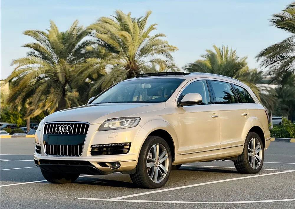 Audi Q7 2010 — YallaMotor