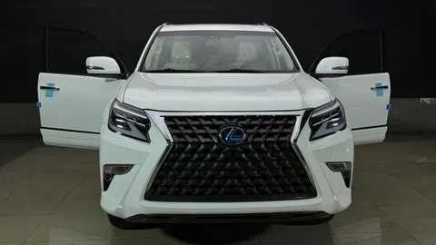 Lexus GS 460 2017 — YallaMotor
